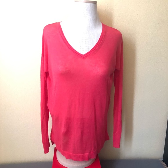 GAP Sweatshirt - Picture 2 of 6